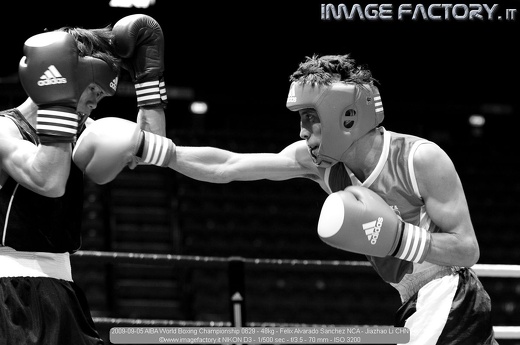 2009-09-05 AIBA World Boxing Championship 0629 - 48kg - Felix Alvarado Sanchez NCA - Jiazhao Li CHN